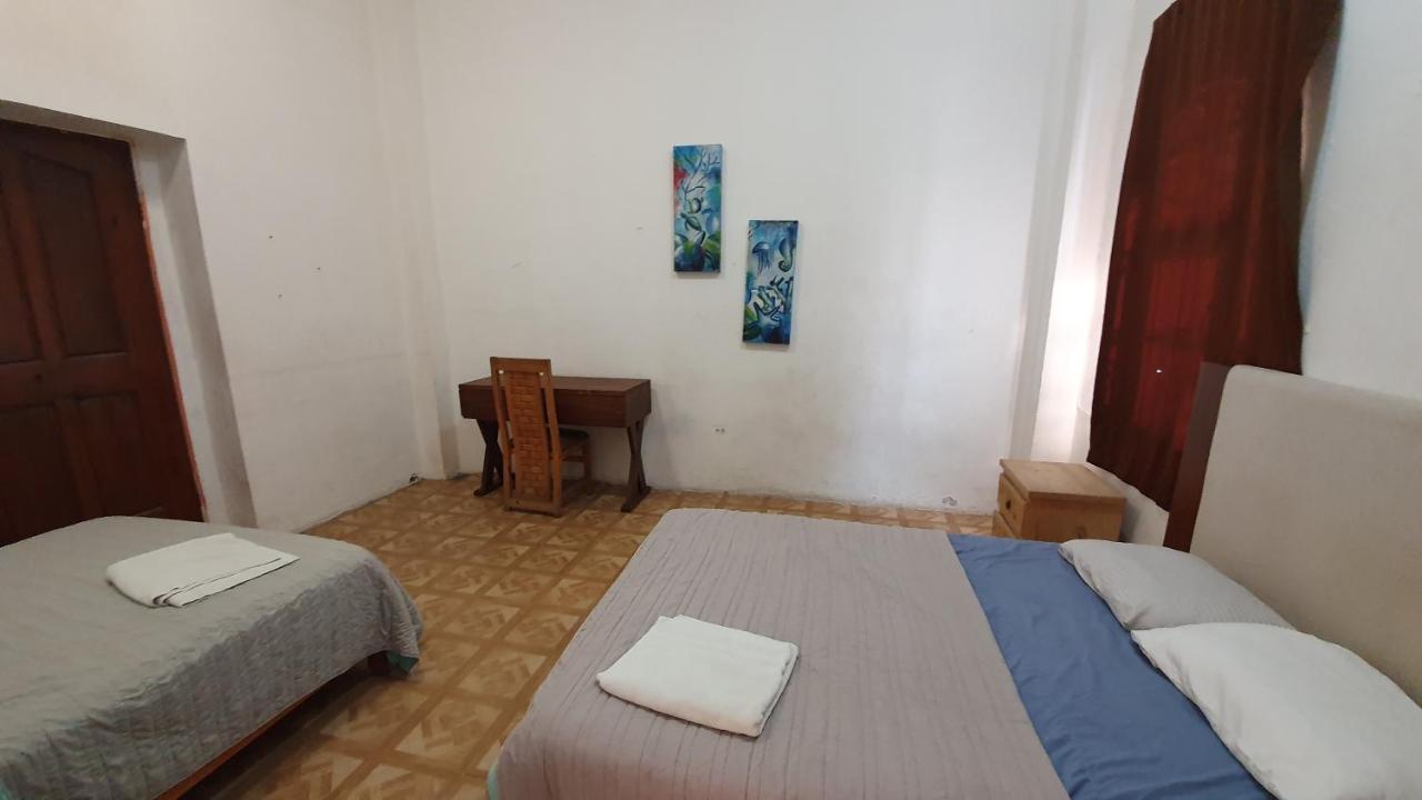 Taiyari Hostal Monterrey Bagian luar foto